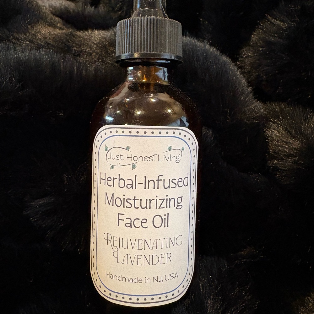 Herbal-Infused Moisturizing Face Oil - Brown